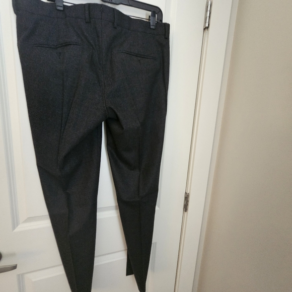 J. Lindeberg Mens dress pants, charcol size 34 - Picture 2 of 2